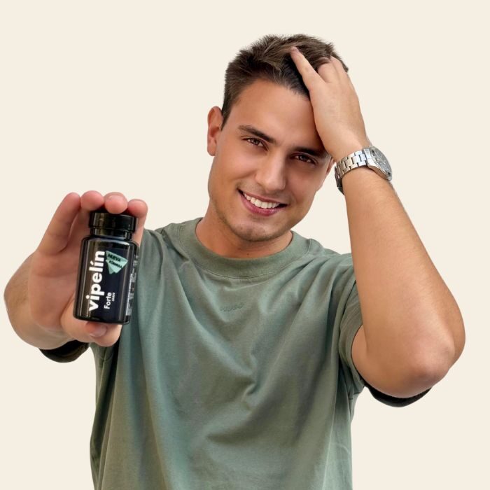 Las vitaminas de pelo Vipelín Forte son perfectas para hombres de todas las edades para cuidar el cabello. 