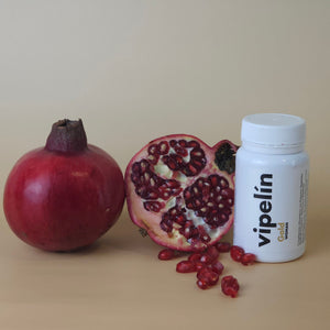 La granada, ingrediente estrella de nuestras vitaminas de mujer Vipelín Gold diseñados a partir de la menopausia. 